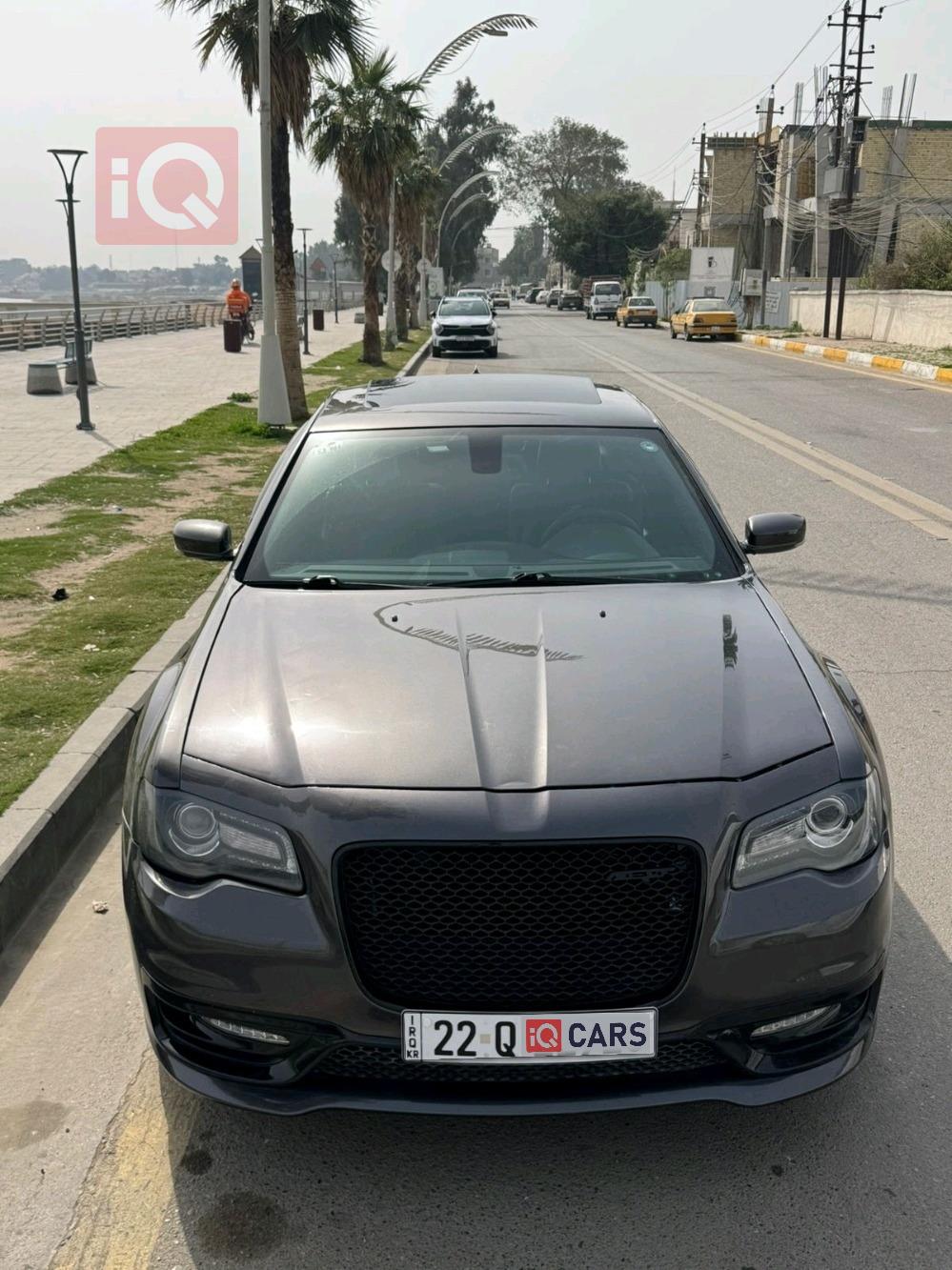 كرايسلر 300